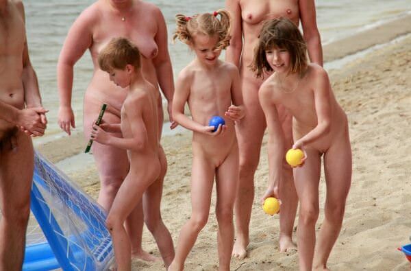 Purenudism photo - a big collection of a nudism new a premium (5.37