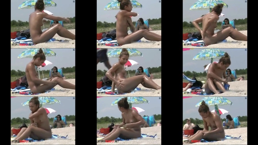 0250 TeenNudist Sexy Teen Girls Are Being Filmed On The Nudist Beach
