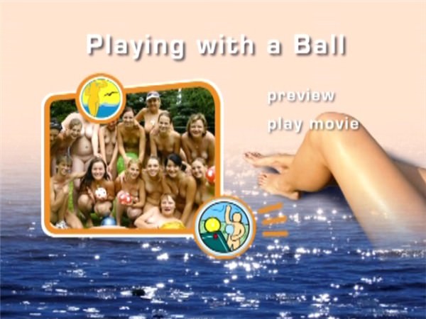 Family naturism - Ball game outdoors | NakedBody